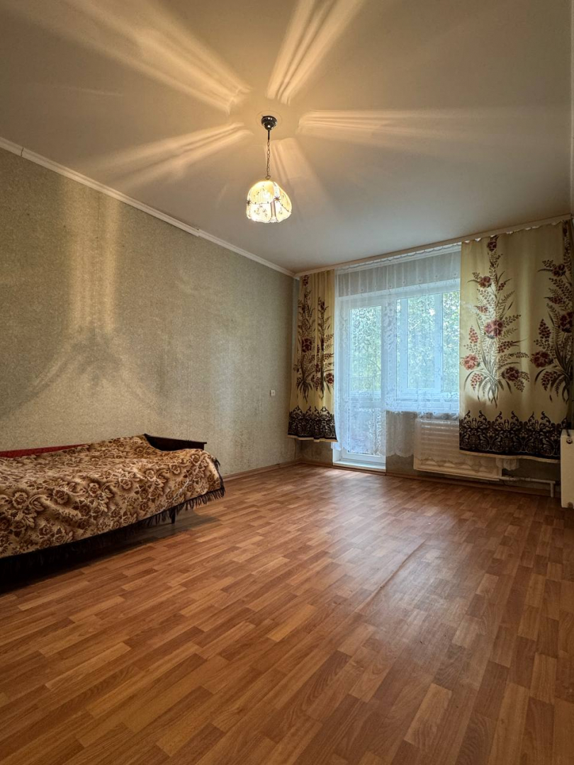 1 кімнатна квартира на Космонавтів, 18 — баланс ремонту і гарної ціни. Фото 1