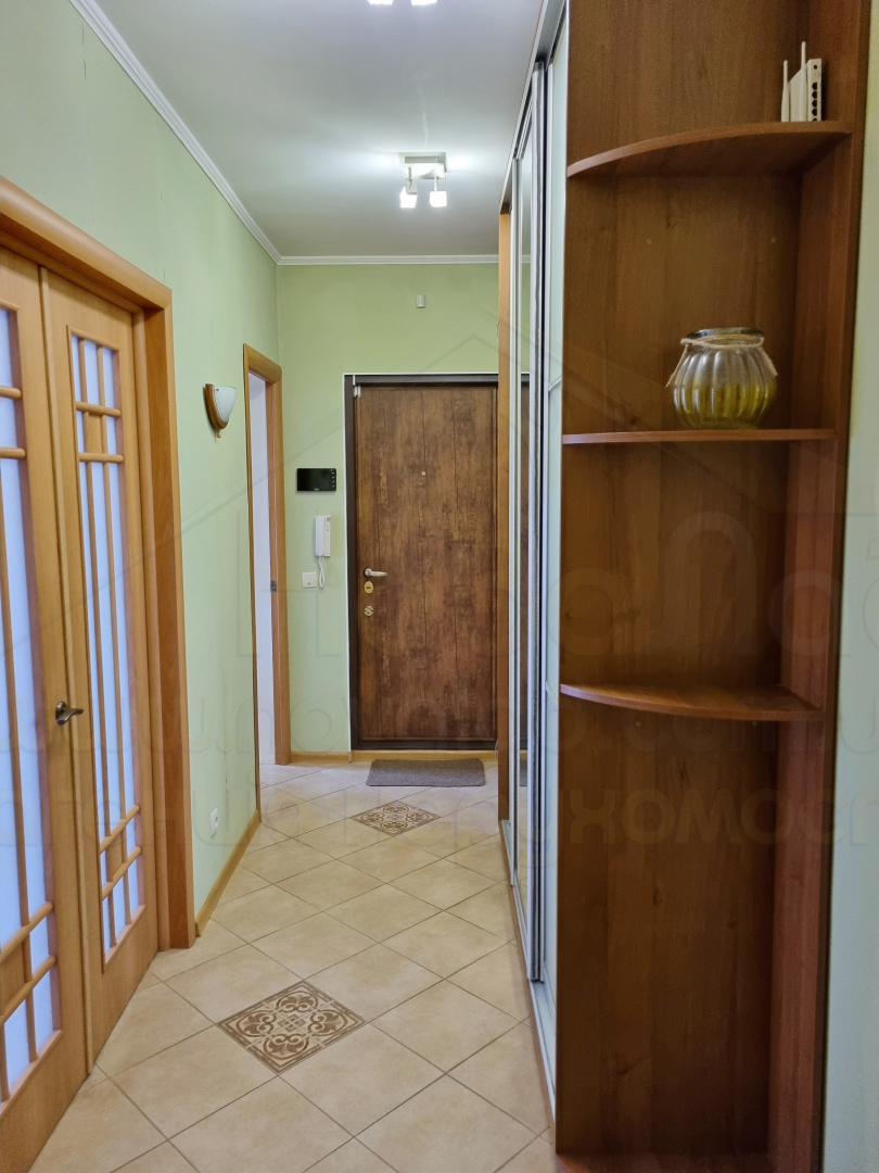 3 кімнатна квартира 70м2 з ремонтом, меблями і технікою р-н Мегацентр. Фото - 14