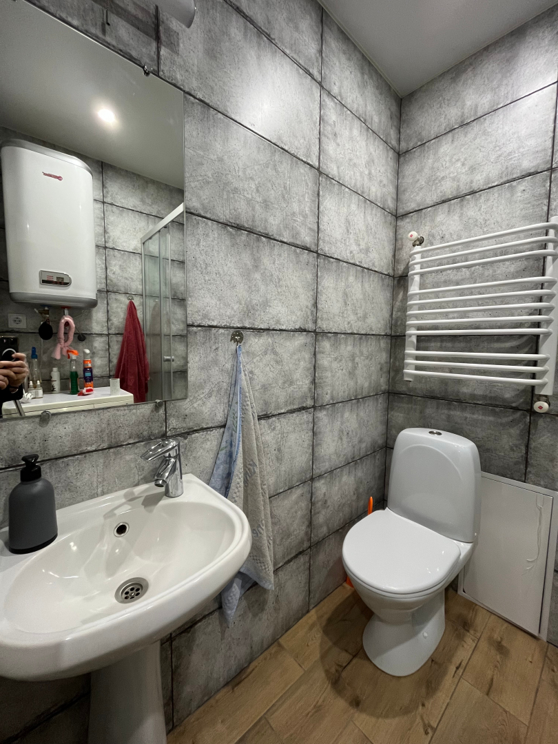 Однокімнатна квартира-студія після капітального ремонту в районі Червоного мосту!. Фото - 6