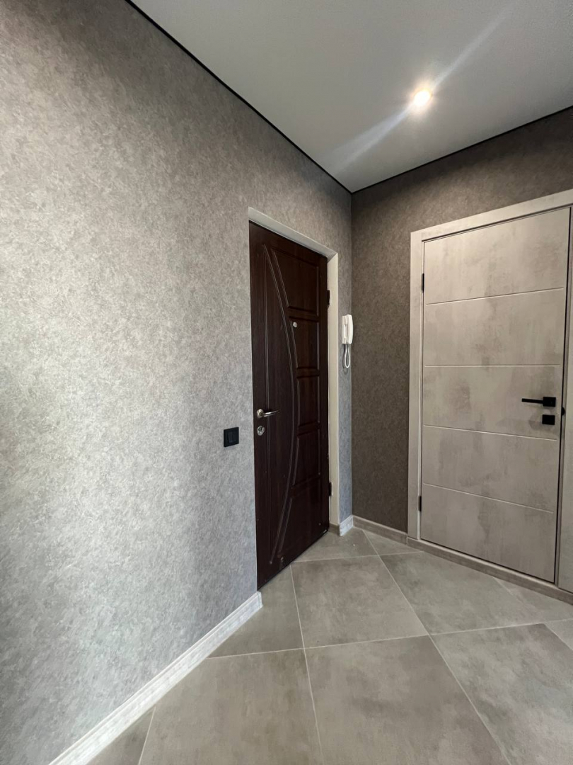 Продається затишна квартира в самому центрі району Масани!. Фото - 4