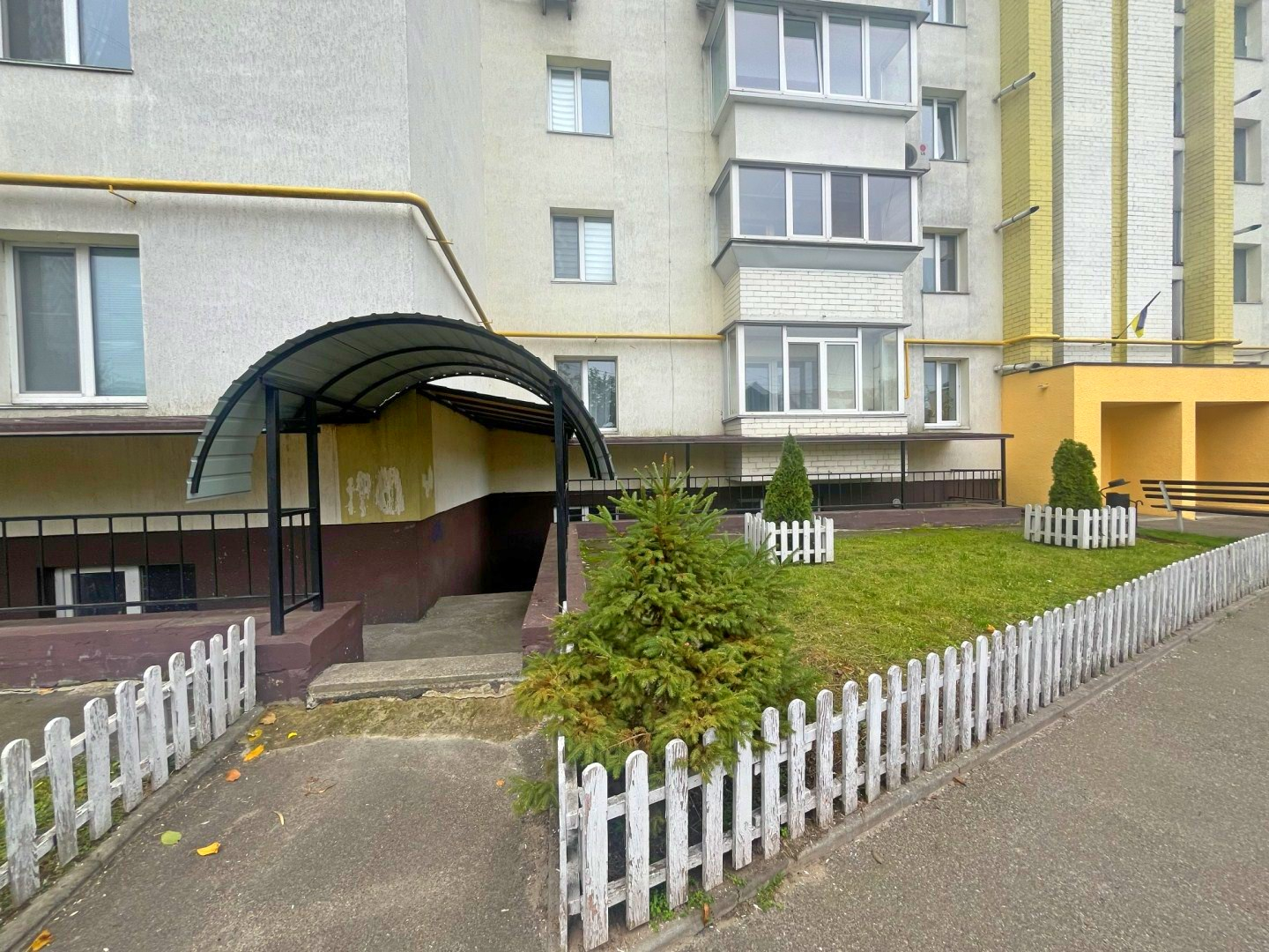 Нова 2 квартира по Льотній 3 В з індивідуальним опаленням - гарний стан в чудовій локаціі. Фото - 15