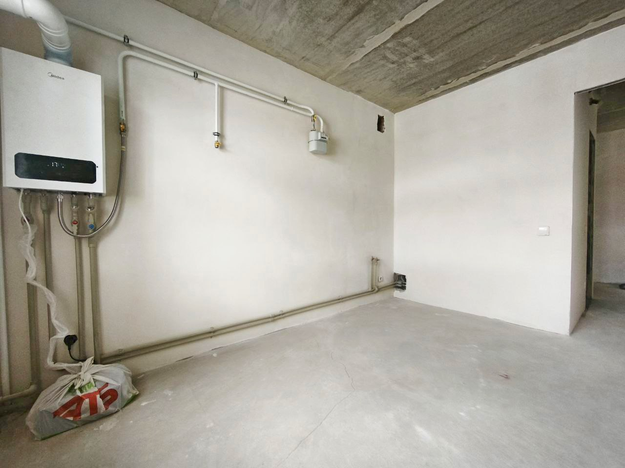 Простора 2 кімнатна квартира 56 м2 з автономним опаленням. Масани. Фото - 10