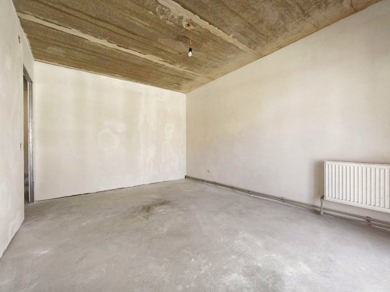 Простора 2 кімнатна квартира 56 м2 з автономним опаленням. Масани. Фото - 4