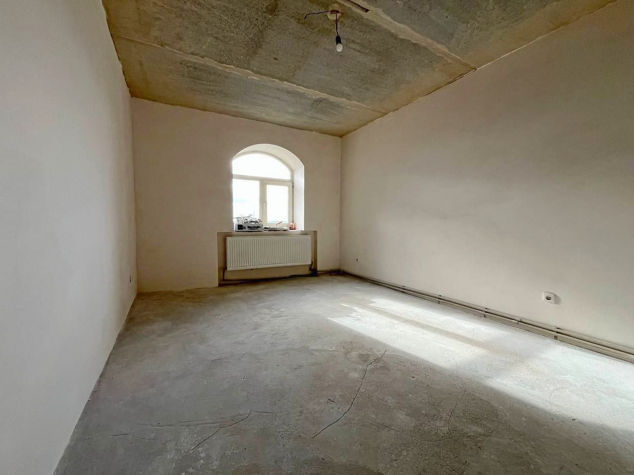 Простора 2 кімнатна квартира 56 м2 з автономним опаленням. Масани. Фото - 6