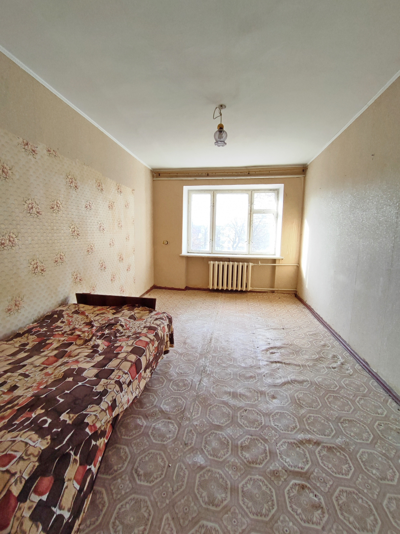 Продаж просторої кімнати 24 м² у центрі міста. Фото - 2