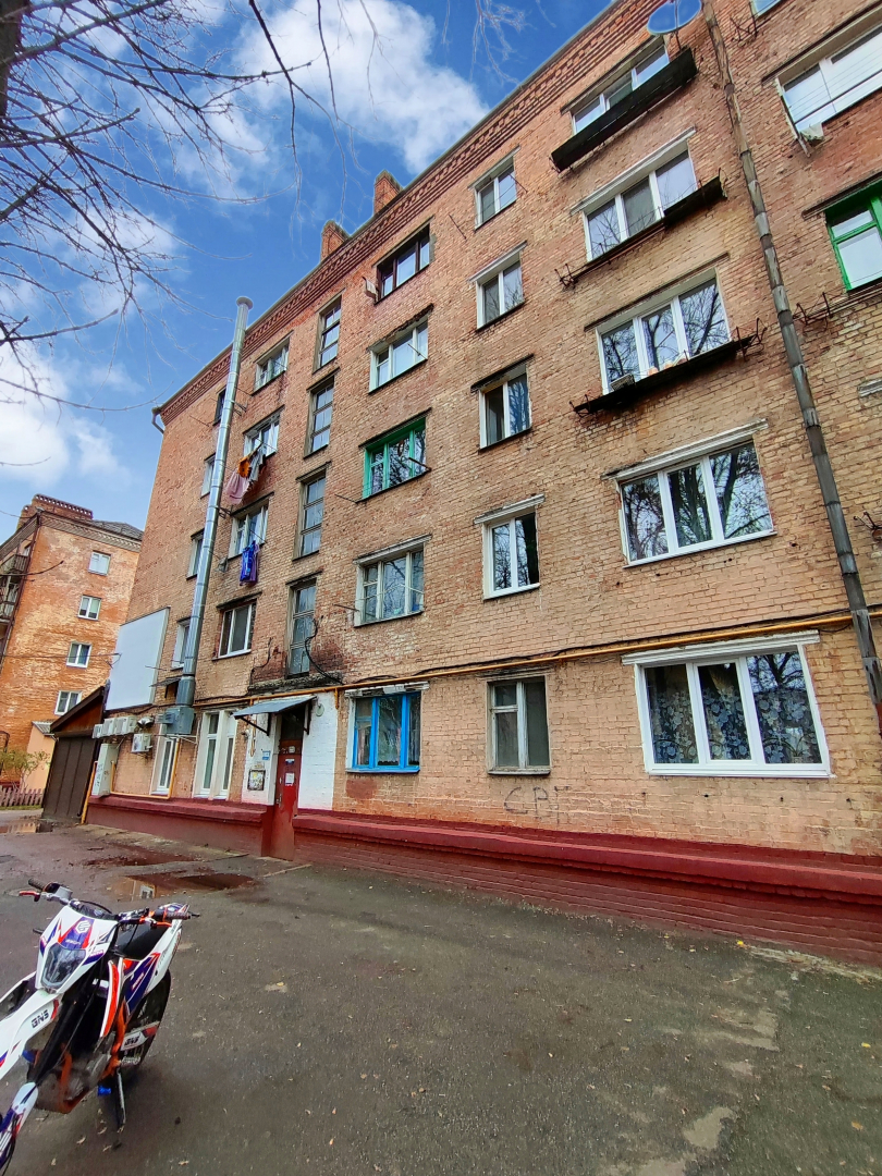 Продаж просторої кімнати 24 м² у центрі міста. Фото - 5