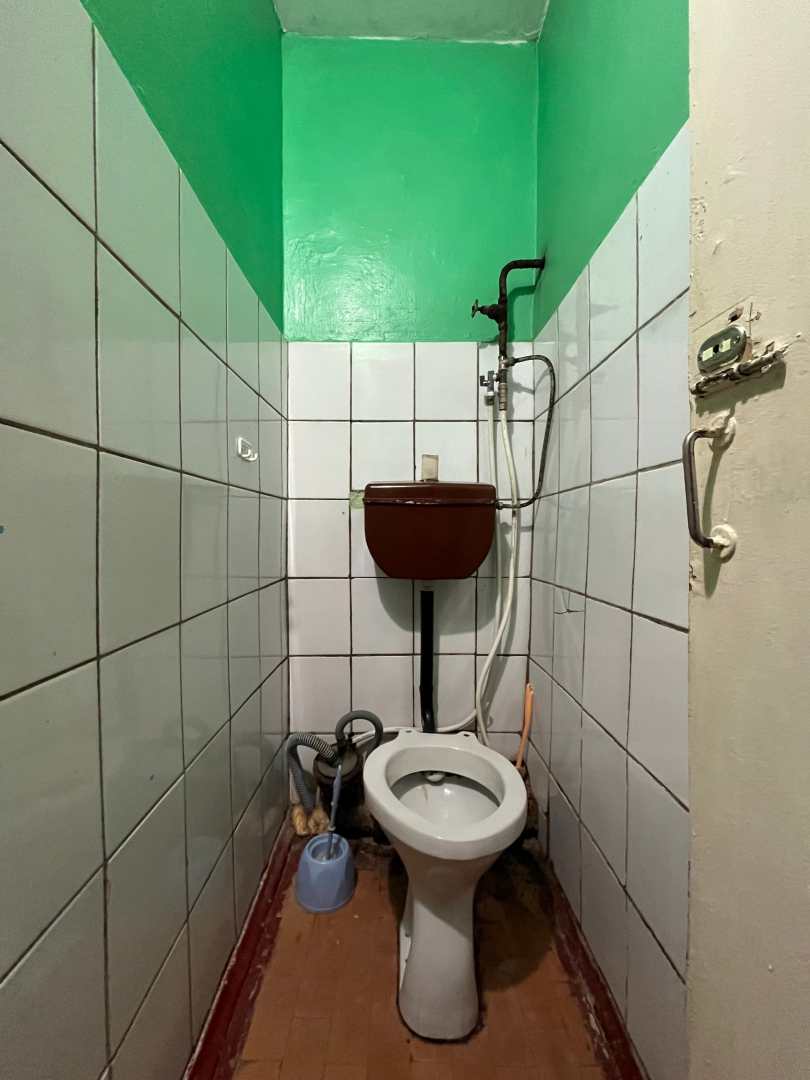 Затишна кімната в гуртожитку 12м2, цегляний будинок. р-н КСК. Фото - 4