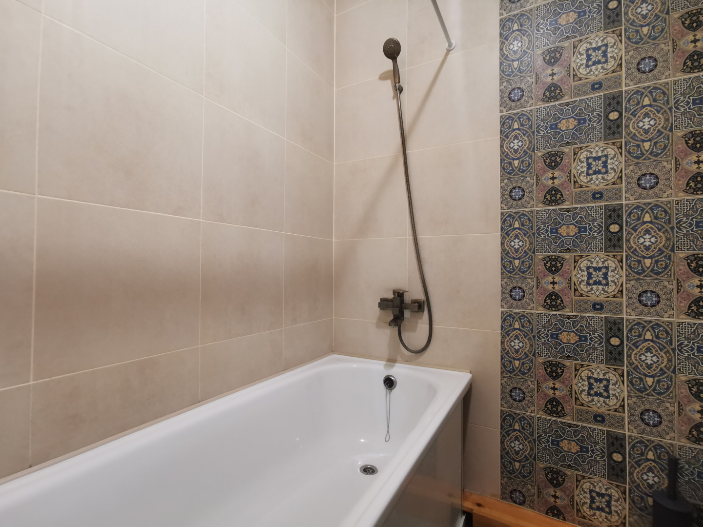 Квартира з новим ремонтом у цегляному будинку, Стрілецька. Фото - 4