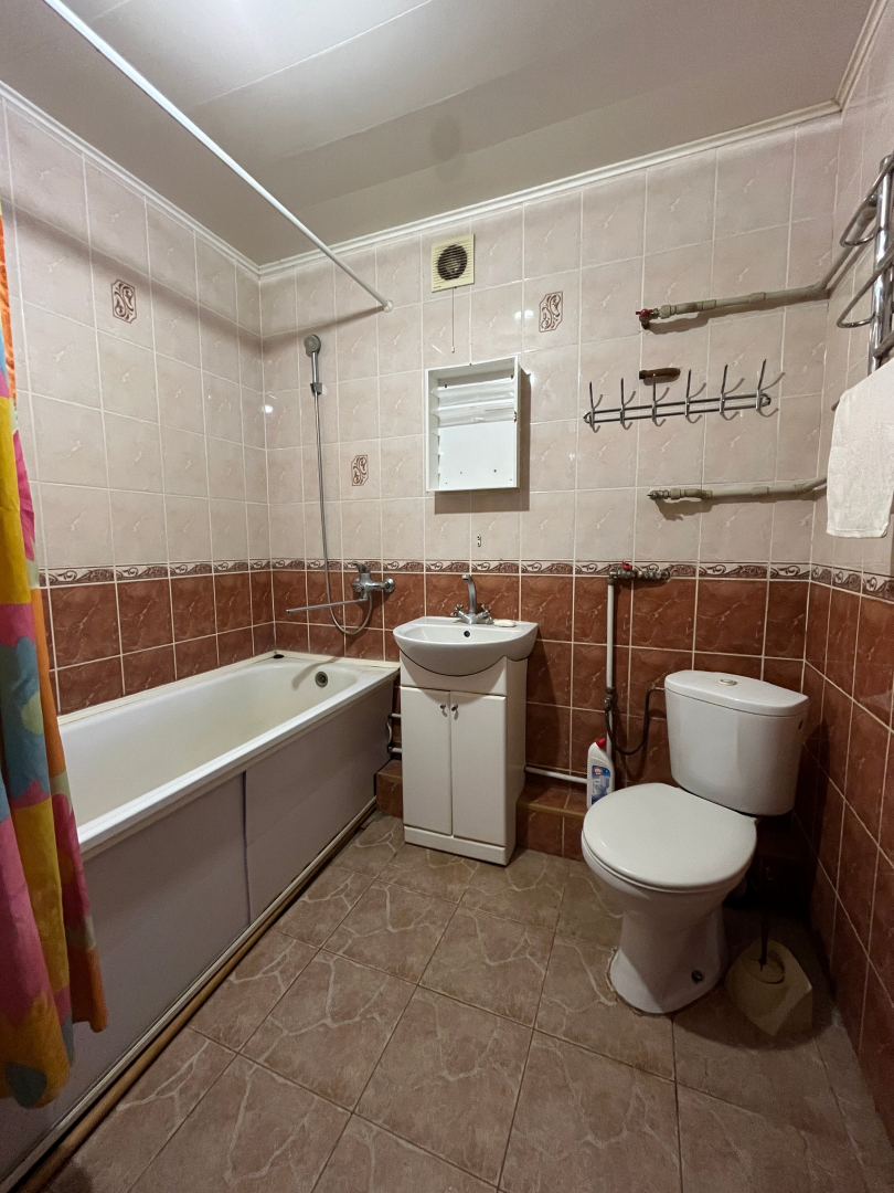 Продається простора 3-кімнатна квартира 54 м², Вул. Льотна. Фото - 10