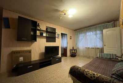 Продається простора 3-кімнатна квартира 54 м², Вул. Льотна