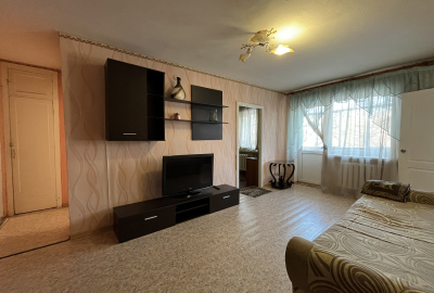 Продається простора 3-кімнатна квартира 54 м², Вул. Льотна