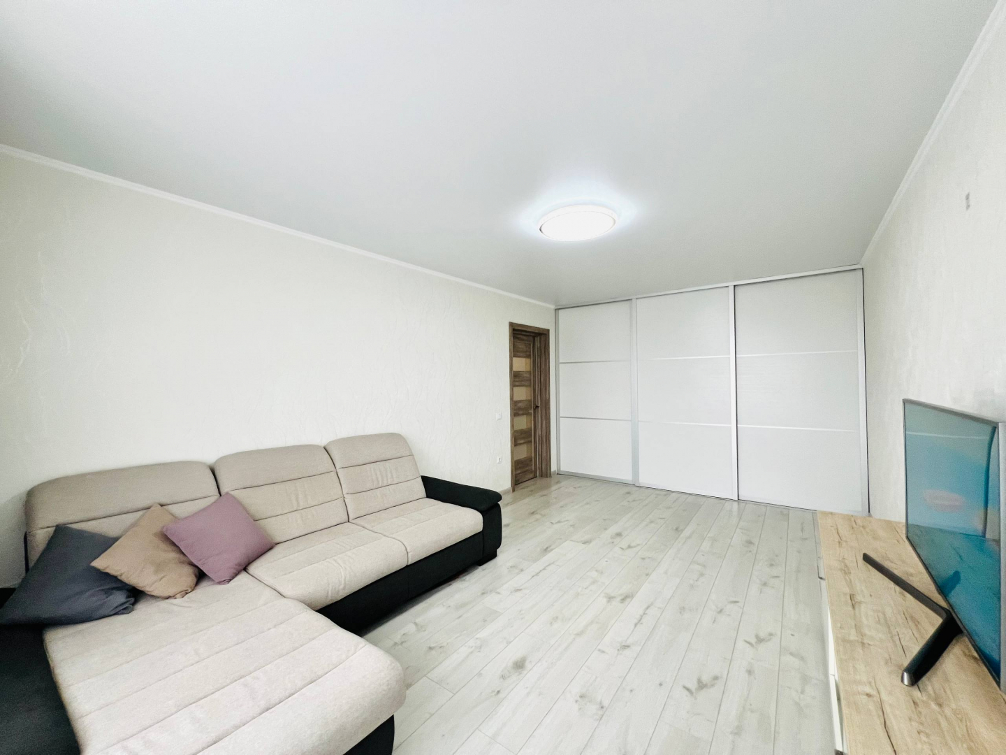 Двокімнатна квартира меблі та техніка 63 м2 ЖК Північний HN. Фото - 8