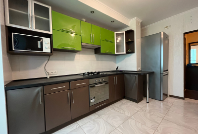 Продається 3-кімнатна квартира з якісним ремонтом 68м2, Градецький