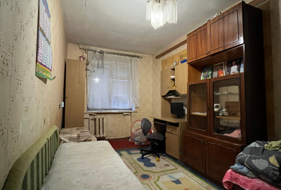 Продається простора 3-кімнатна квартира 62 м², житловий стан, Турист