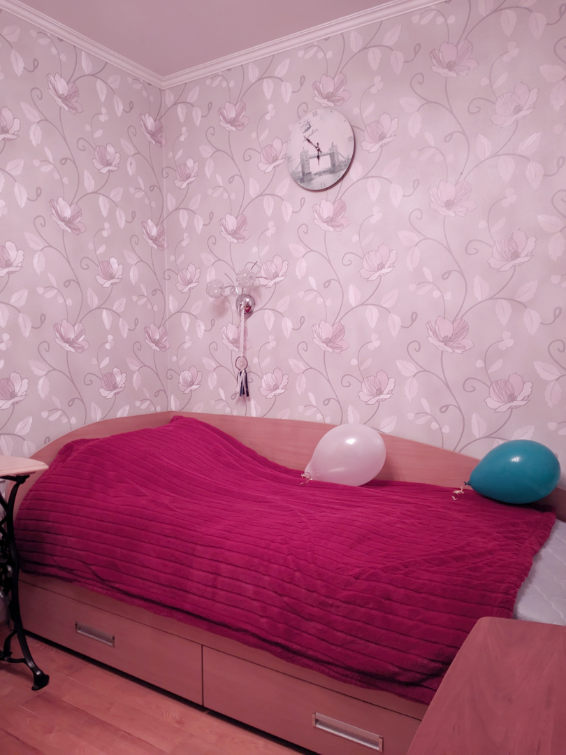 Простора 3-кімнатна квартира в центрі міста с меблями та технікою. Фото - 7