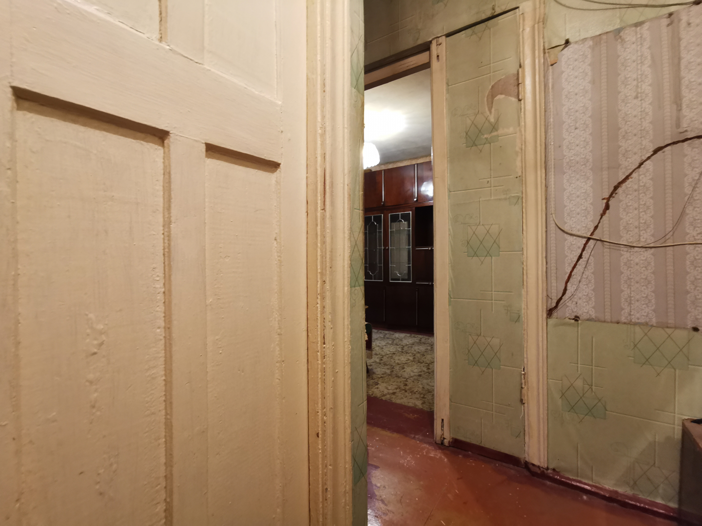 Квартира з трьома кімнатами і підвалом 2 поверх цегляного будинку. Фото - 12