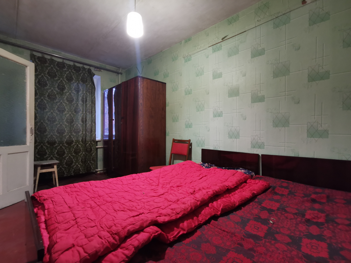 Квартира з трьома кімнатами і підвалом 2 поверх цегляного будинку. Фото - 9