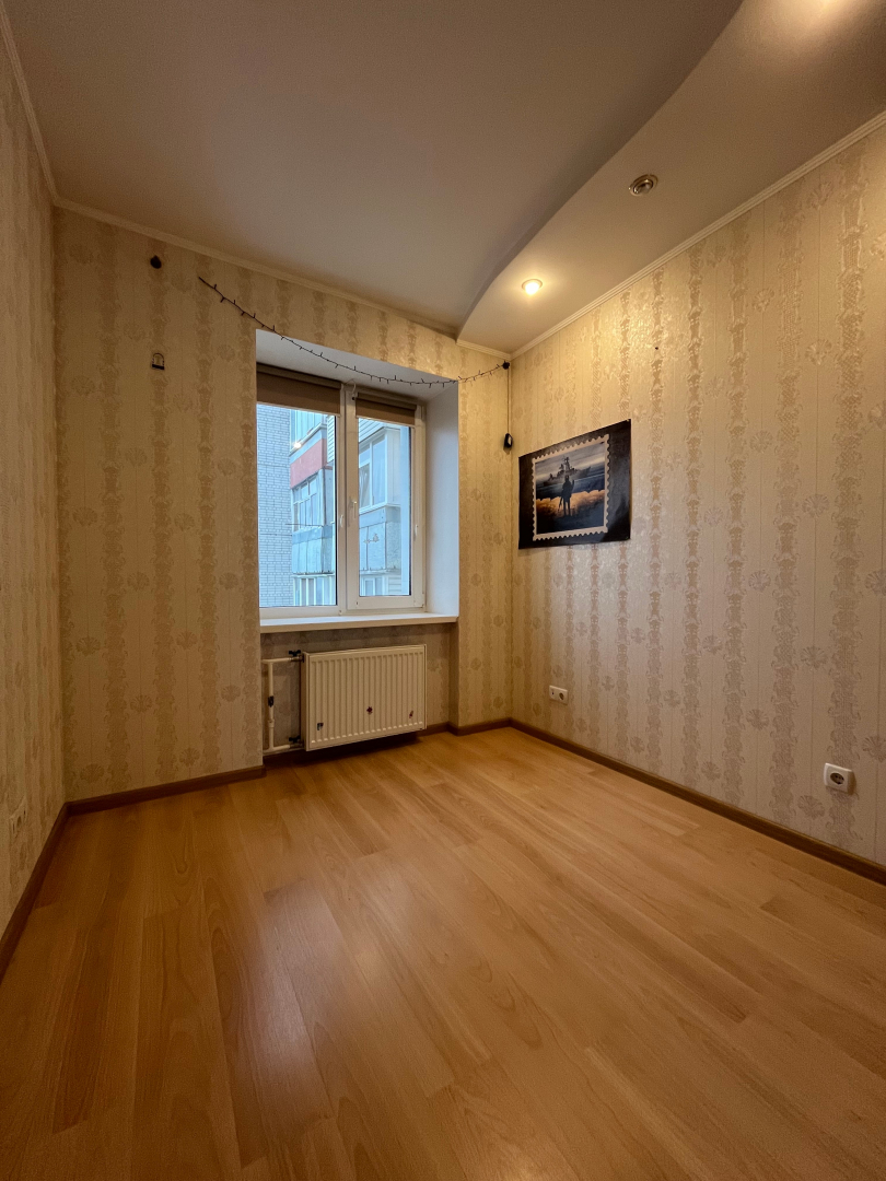 Простора 3-кімнатна квартира 77.2м2 в цегляному будинку, центр Градецький. Фото - 9