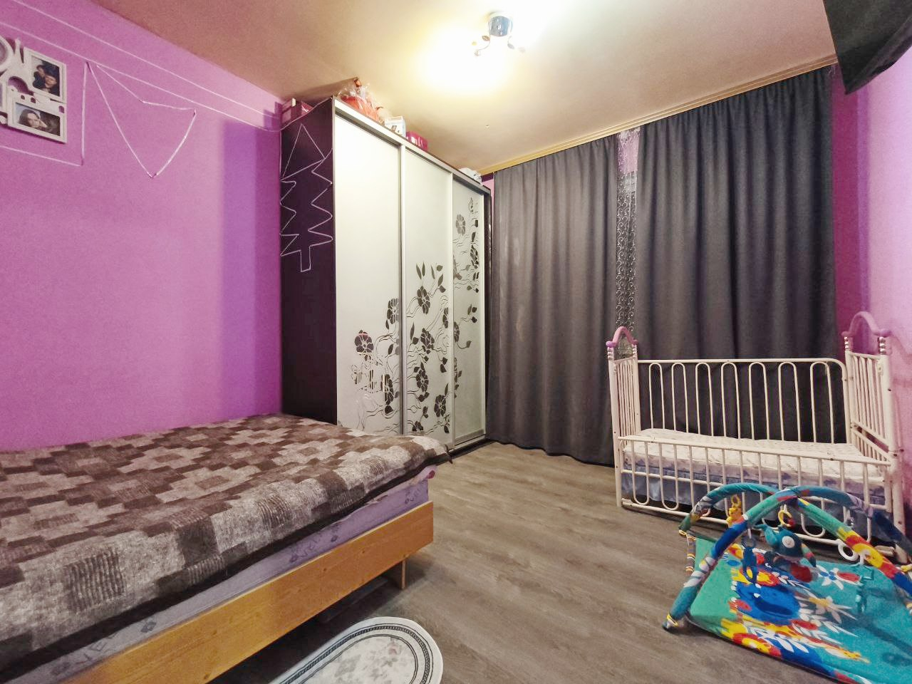 Простора 2 кімнатна квартира 53 м2. Вул. Коваленка (Пухова) 144.. Фото 1