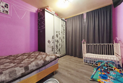 Простора 2 кімнатна квартира 53 м2. Вул. Коваленка (Пухова) 144.