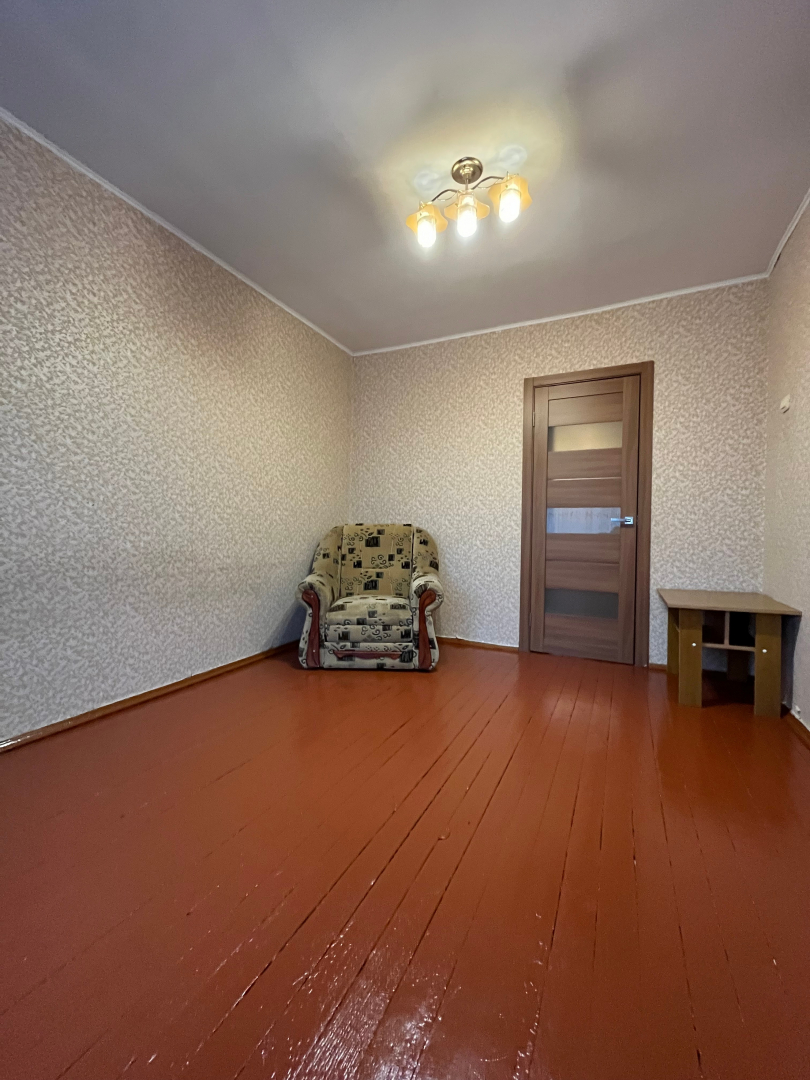 Продається 2-на квартира 43,2 м², косметичний ремонт, пр.Л.Лук'яненка. Фото - 2