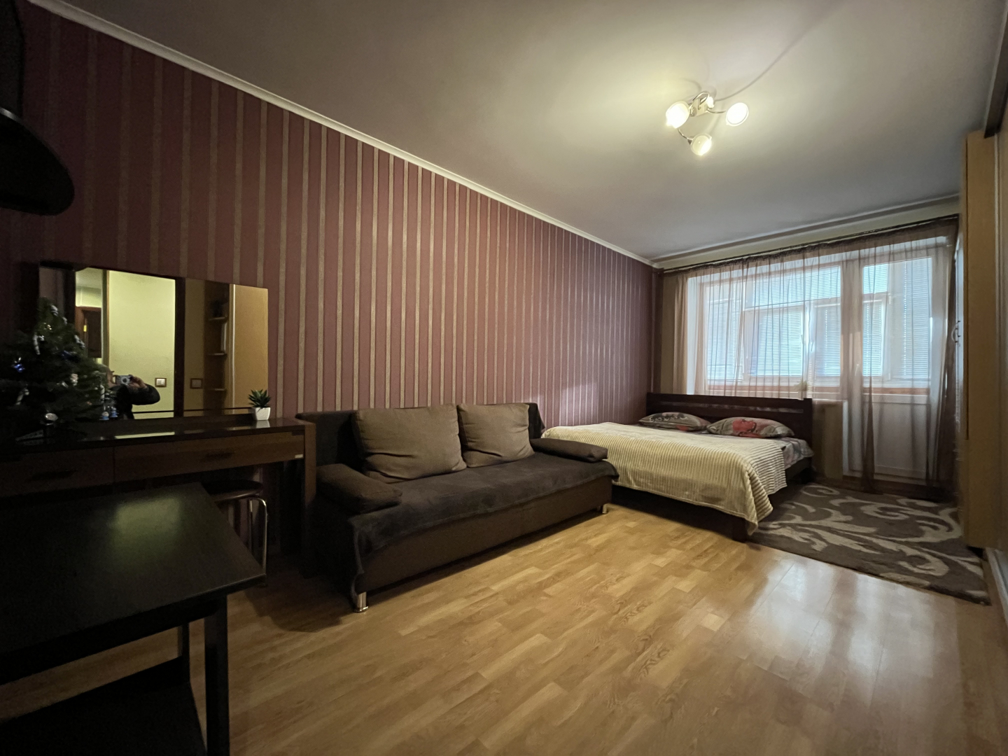 Продається 1-кімнатна квартира 32м2 Центр. Фото 1