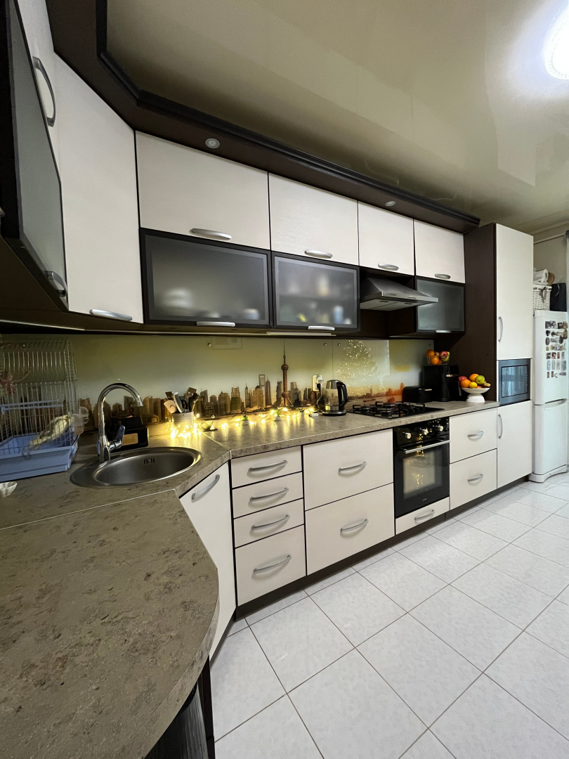 Продаж сучасної 2-кімнатної квартири 65 м², вул. Старобілоуська. Фото 1