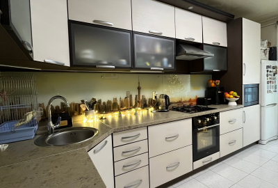 Продаж сучасної 2-кімнатної квартири 65 м², вул. Старобілоуська