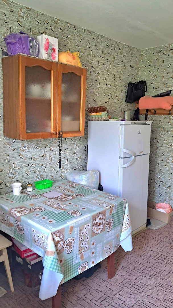 Продам кімнату 13 м2 гуртожиток Голлівуд Чернігів. Фото - 3