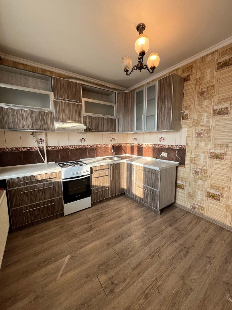 Продається світла і тепла 1на квартира 40м2, вул. Єськова. Фото - 1