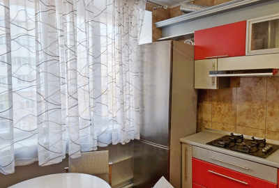 3 кімнатна квартира 73м2 з ремонтом, 3 поверх район Градецький