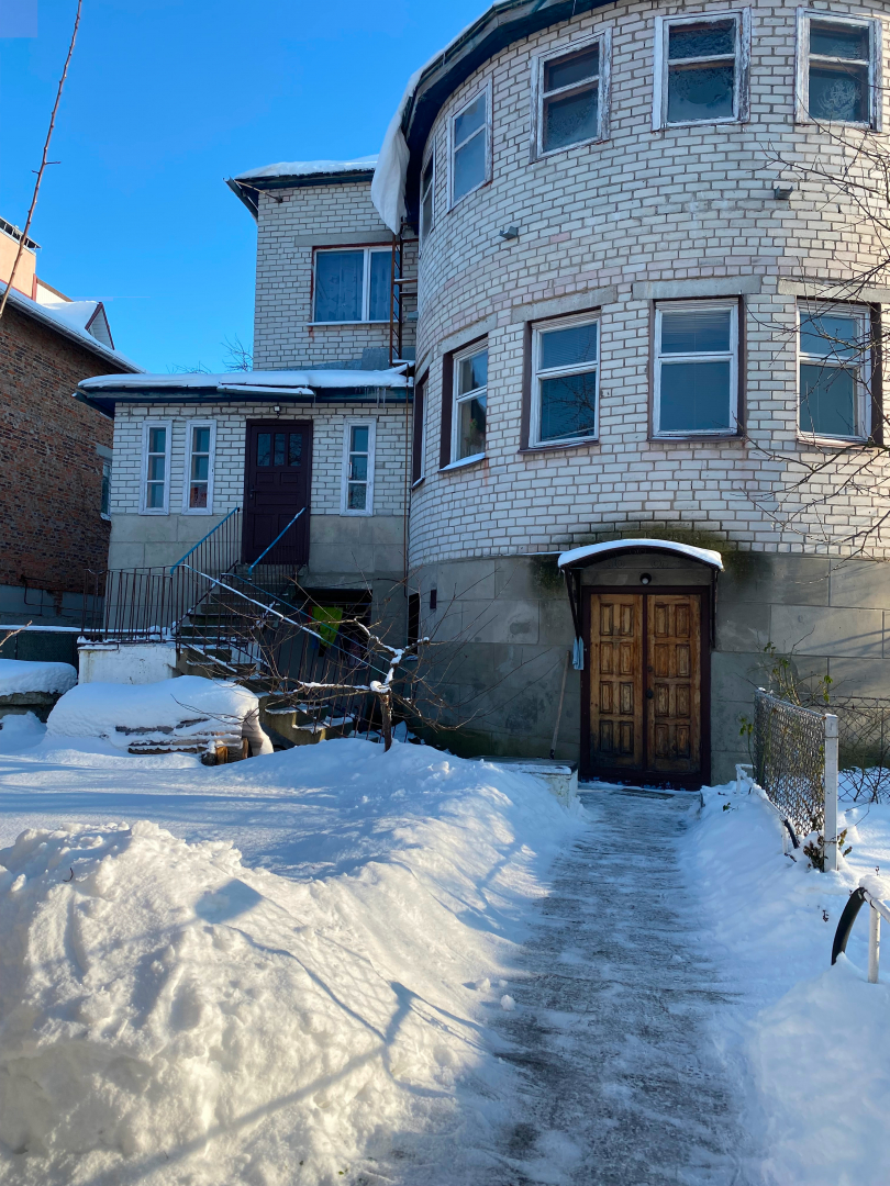 Просторий приватний будинок біля озера Земснаряд!. Фото - 9