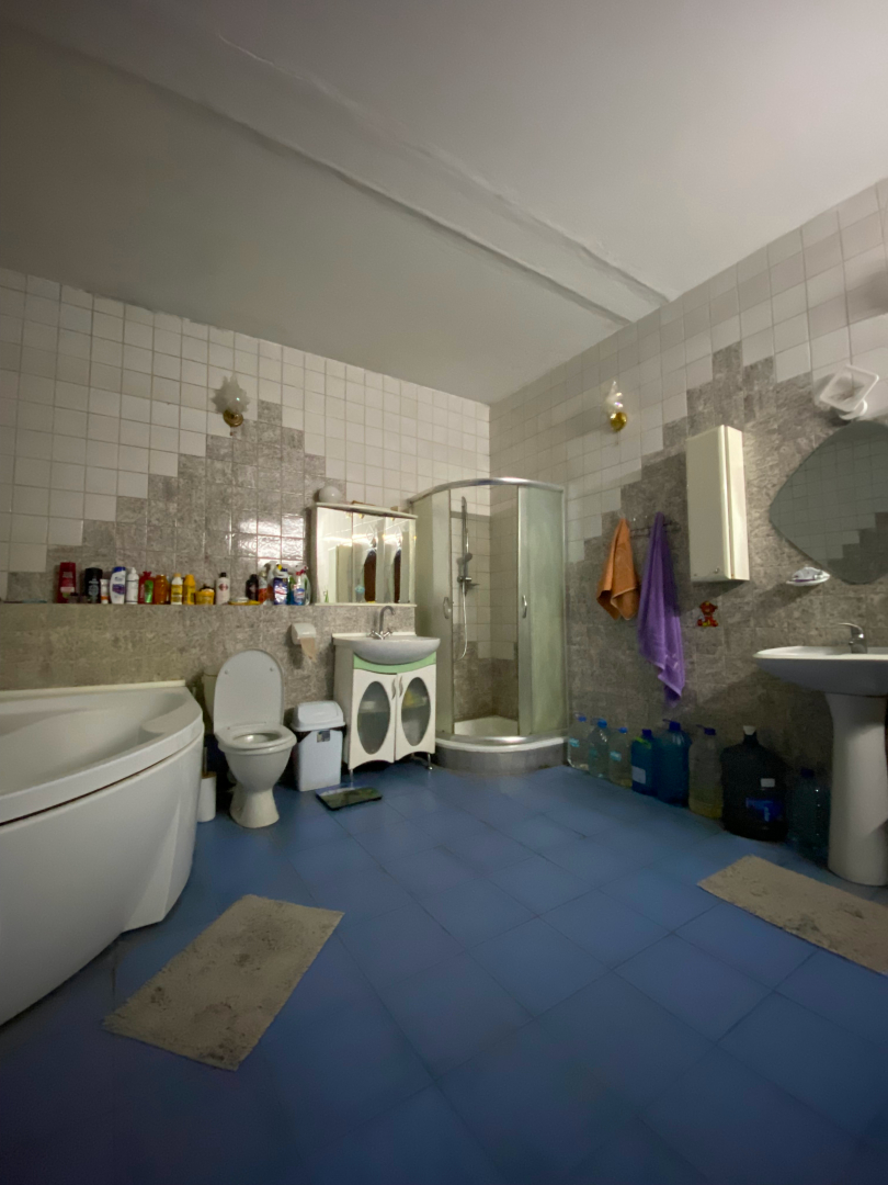 Просторий приватний будинок біля озера Земснаряд!. Фото - 8