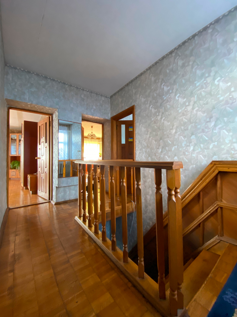 Просторий приватний будинок біля озера Земснаряд!. Фото - 6