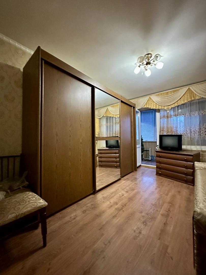 Р-н Голівуд,Простора 3 кімнатна 67м2 з ремонтом та меблями. Фото - 4