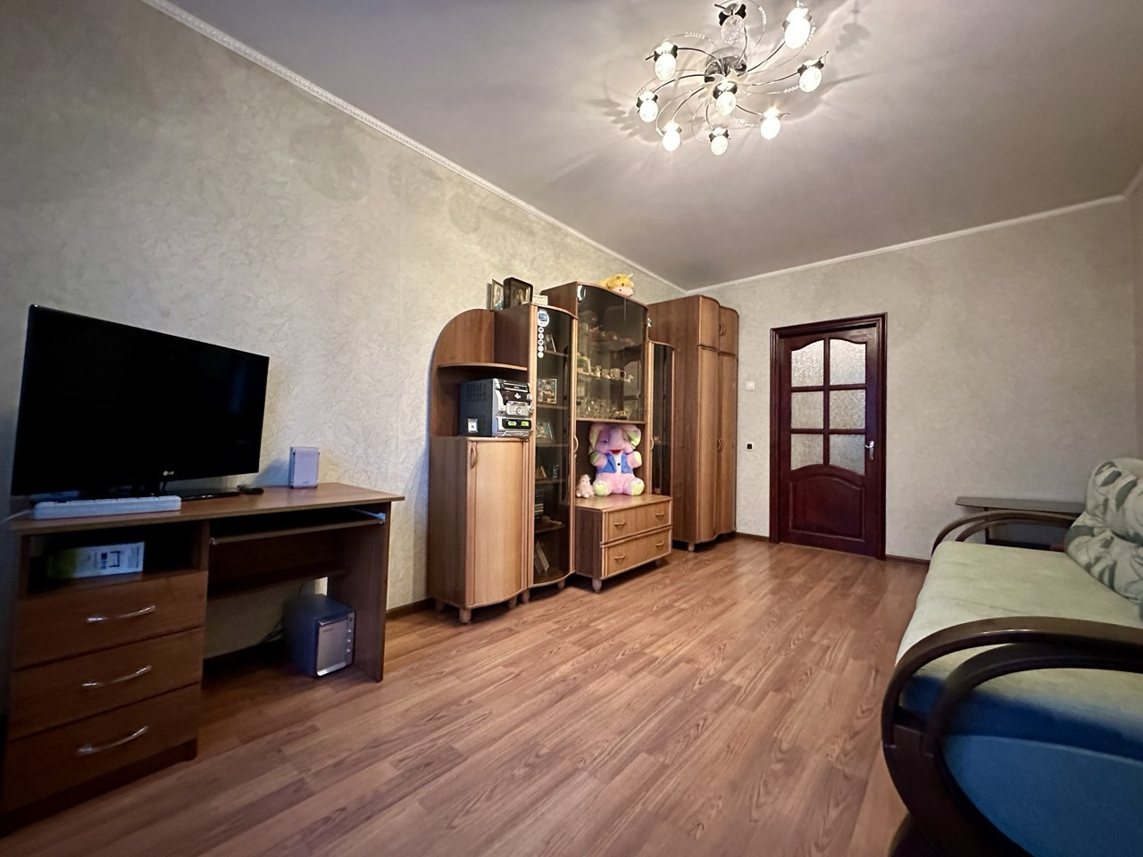 Р-н Голівуд,Простора 3 кімнатна 67м2 з ремонтом та меблями. Фото - 7