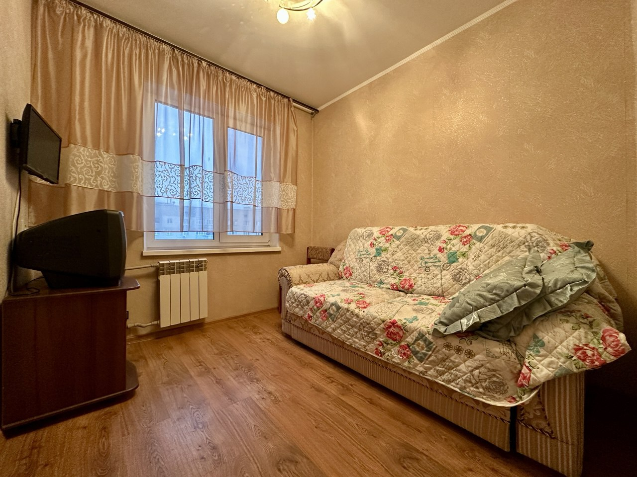 Р-н Голівуд,Простора 3 кімнатна 67м2 з ремонтом та меблями. Фото - 3