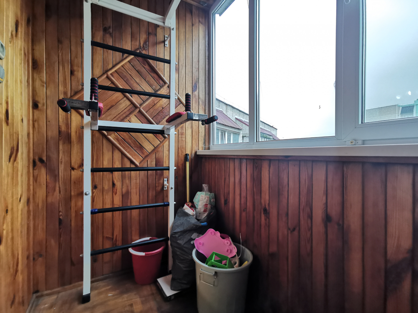 4 кімнатна квартира по вулиці Льотна. Фото - 9