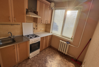 Продаж 3-кімнатної квартири в районі Левка Лукʼяненко 13 а