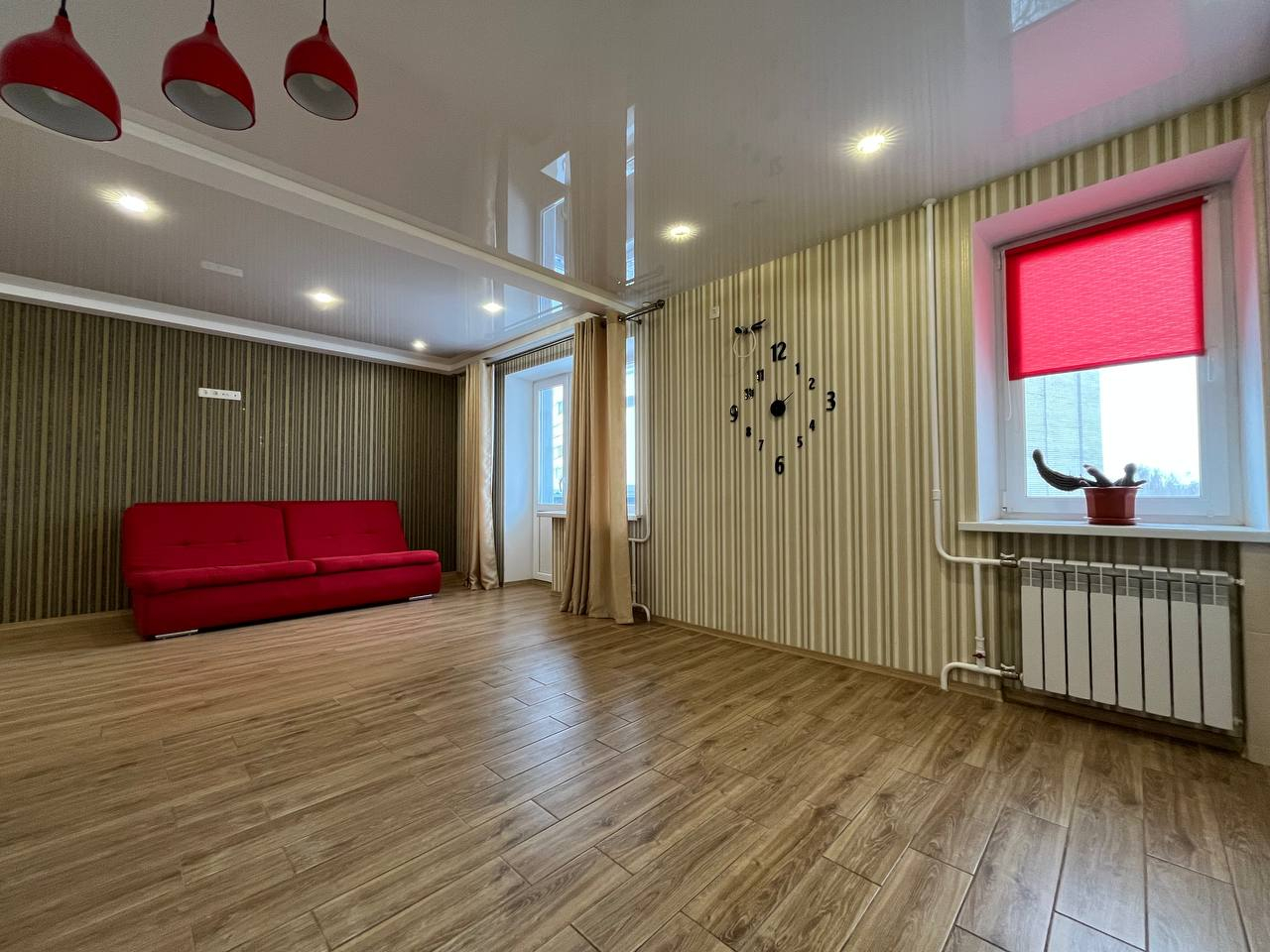 Стильна 2-кімнатна квартира з ремонтом 69м2, вул. Льотна. Фото - 3