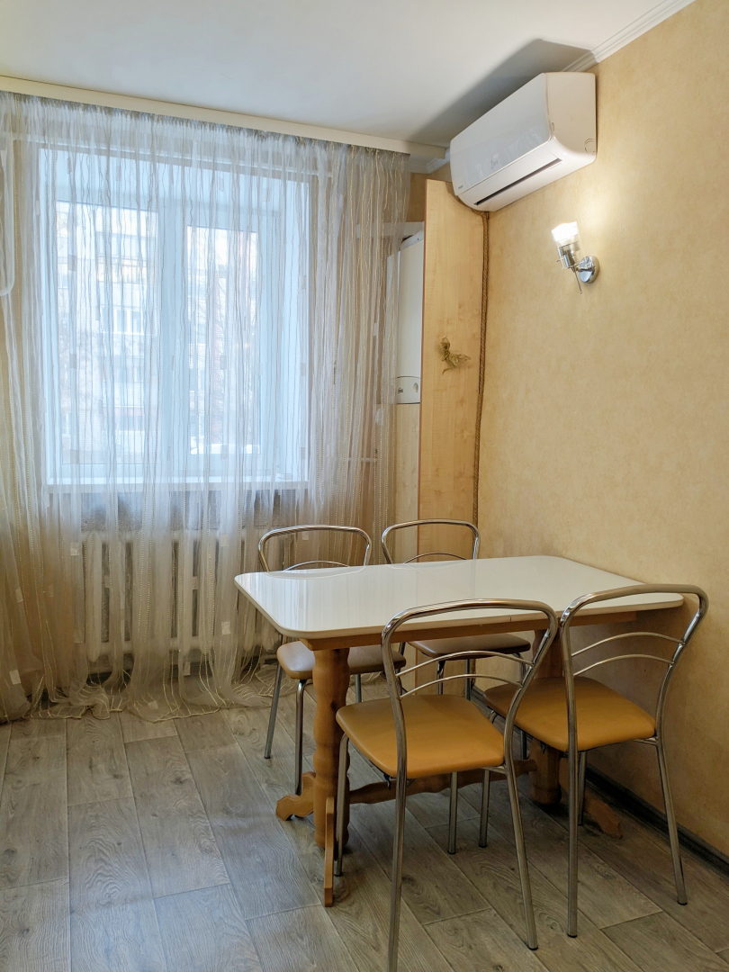 2-кімнатна квартира з автономномкою, ремонтом, меблями та технікою. Фото - 9