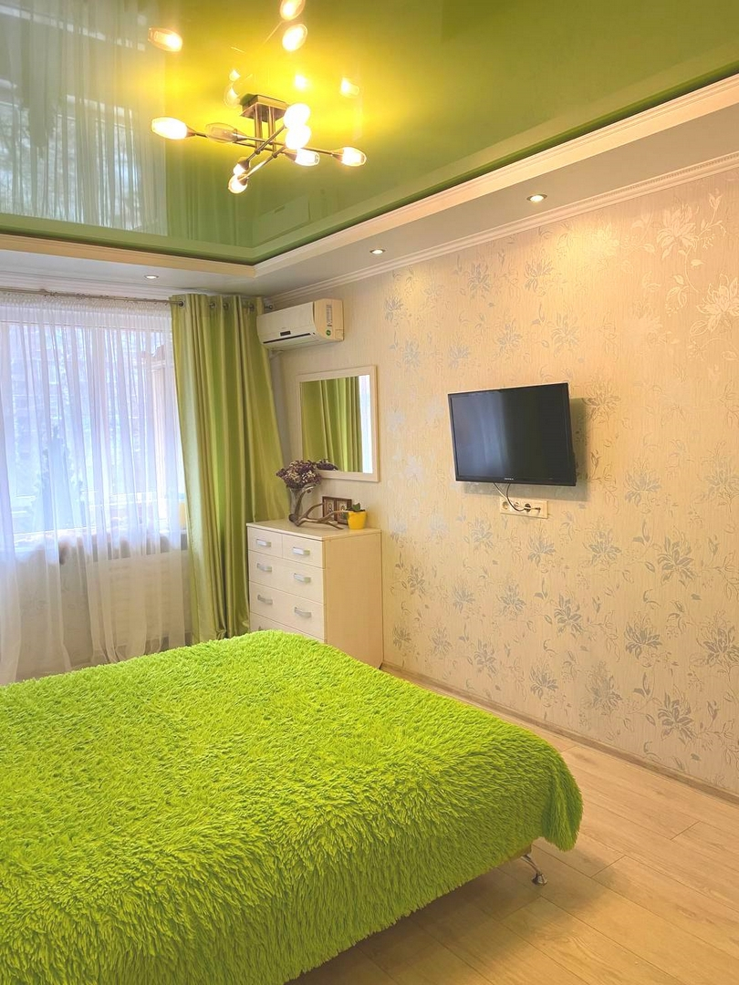 Королівський 2 поверх 3 кімнатна квартира з ремонтом район Голлівуду. Фото - 12