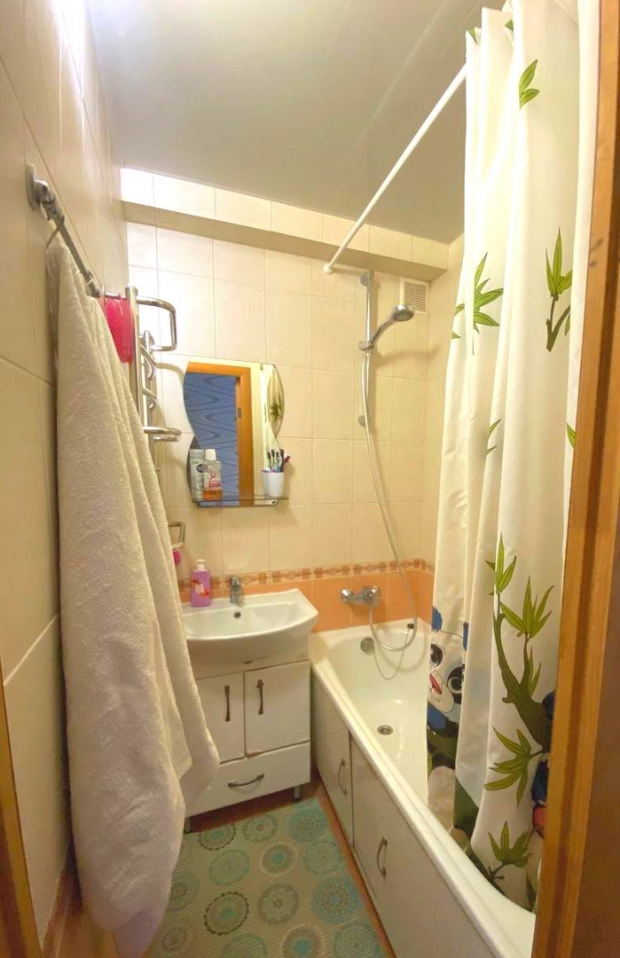 Королівський 2 поверх 3 кімнатна квартира з ремонтом район Голлівуду. Фото - 7