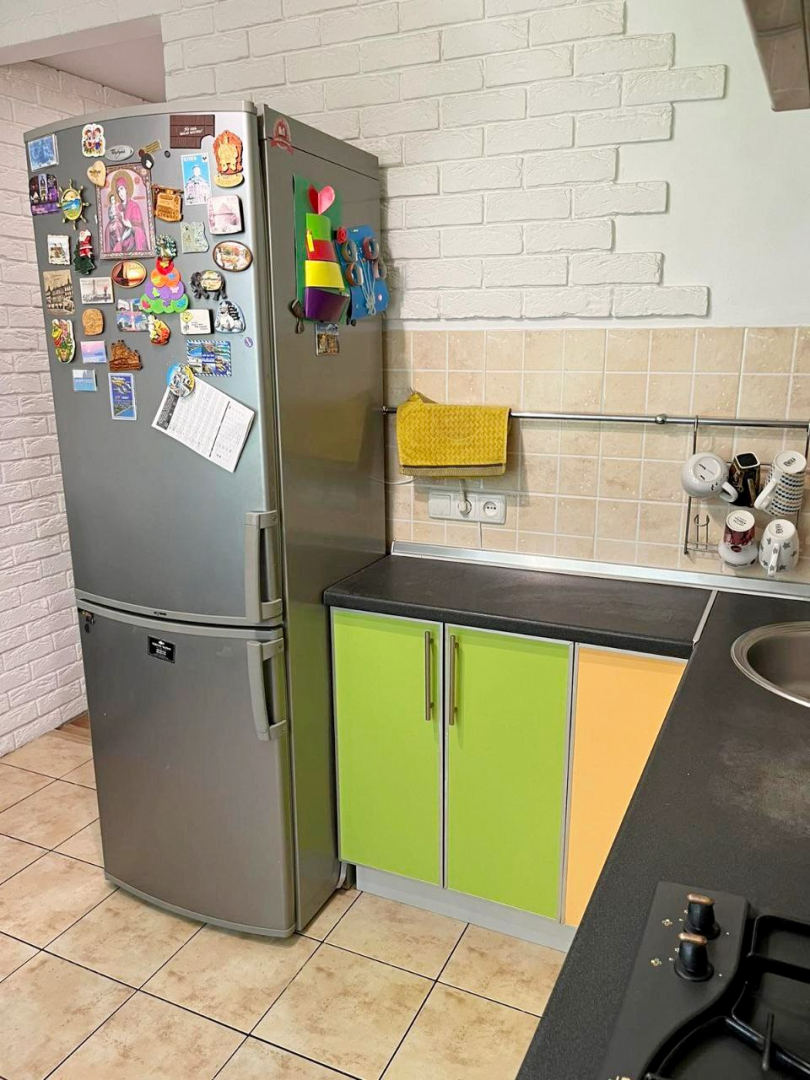 Простора 3 кімнатна квартира 63 м2 з сучасним ремонтом та меблями. Фото - 11