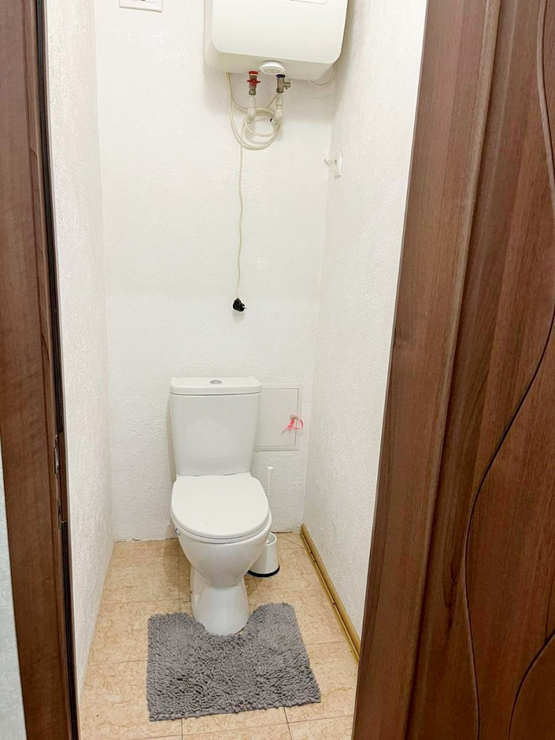 Простора 3 кімнатна квартира 63 м2 з сучасним ремонтом та меблями. Фото - 15