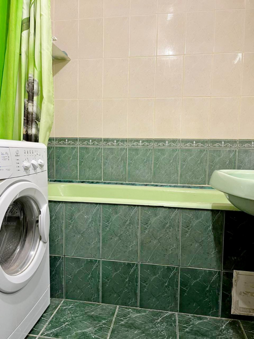 Простора 3 кімнатна квартира 63 м2 з сучасним ремонтом та меблями. Фото - 13