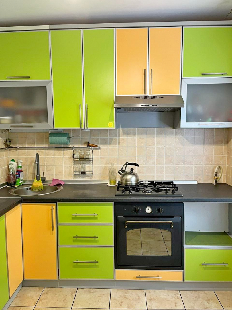 Простора 3 кімнатна квартира 63 м2 з сучасним ремонтом та меблями. Фото - 12