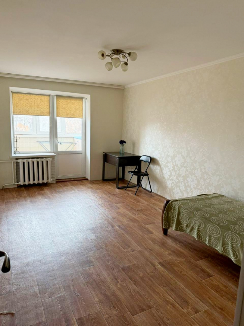 Простора 3 кімнатна квартира 63 м2 з сучасним ремонтом та меблями. Фото - 8