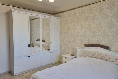 2 кімнатна квартира 69м2 в новобудові з ремонтом в районі Прогресу