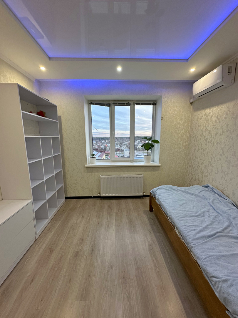 1-кімнатна квартира з дизайнерським ремонтом, 47,6 м², вул. Незалежності. Фото - 7